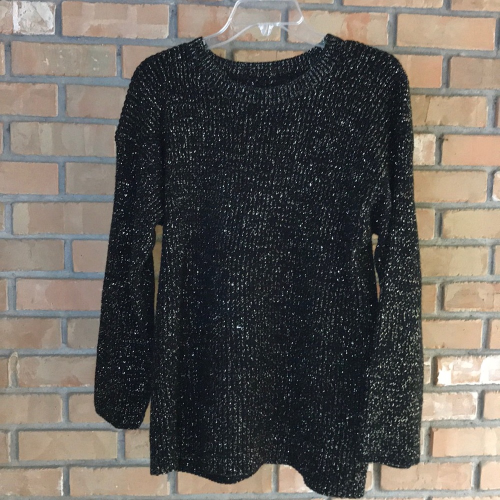 Medium black and metallic gold sweater